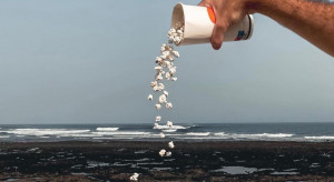 Poznajcie "Popcorn Beach", czyli plażę wypełnioną... popcornem!/ Instagram @popcornbeachfuerte