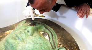 Egipt odzyskał skradziony skarb. "Zielony Sarkofag" wrócił do kraju