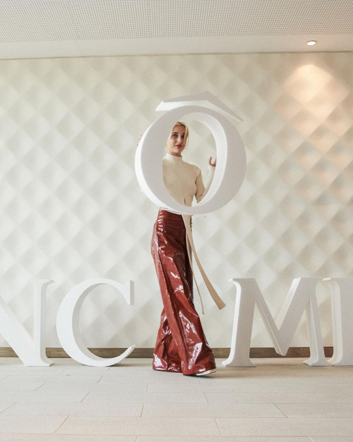 Emma Chamberlain nową twarzą Lancome / materiały prasowe