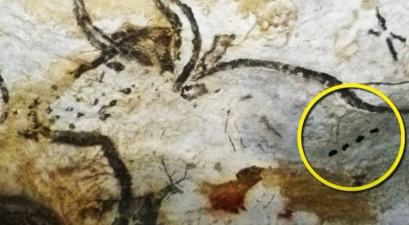 Konserwator mebli rozszyfrował tajemnicze znaki z prehistorycznych jaskiń. Chodzi o cykl księżycowy