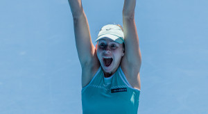 Magda Linette po zwycięstwie nad Caroline Garcią w czwartej rundzie Australian Open / Getty Images