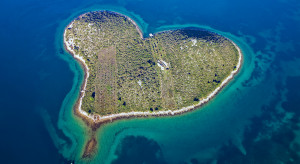 Chorwacja: Legendarna Wyspa Zakochanych na sprzedaż. Ile kosztuje chorwackie serce Galesnjak?