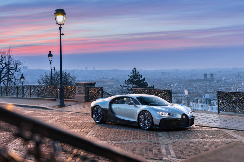 Bugatti Chiron Profilee продан за рекордную сумму, фото: мат.  нажимать