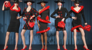 Moda na wiosnę 2023: Moschino rzuca "modowe koło ratunkowe"