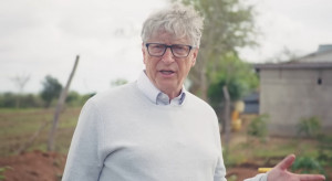 Bill Gates o lotach prywatnym odrzutowcem, fot. My day on an African farm, screen YouTube