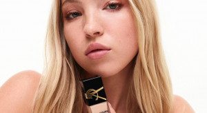 Lila Moss nową twarzą Yves Saint Laurent! Córka Kate Moss "prezentuje piękno swojego pokolenia"