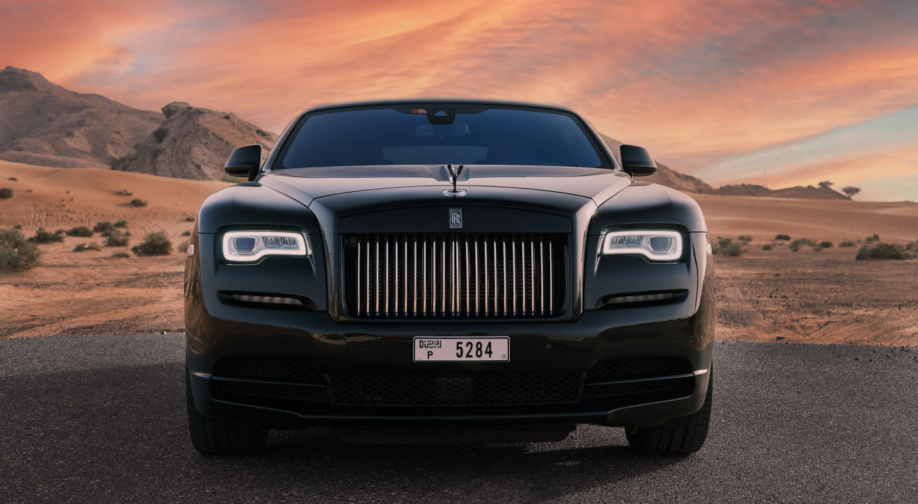 Rolls-Royce chce być w pełni elektryczny. Marka podała konkretny termin