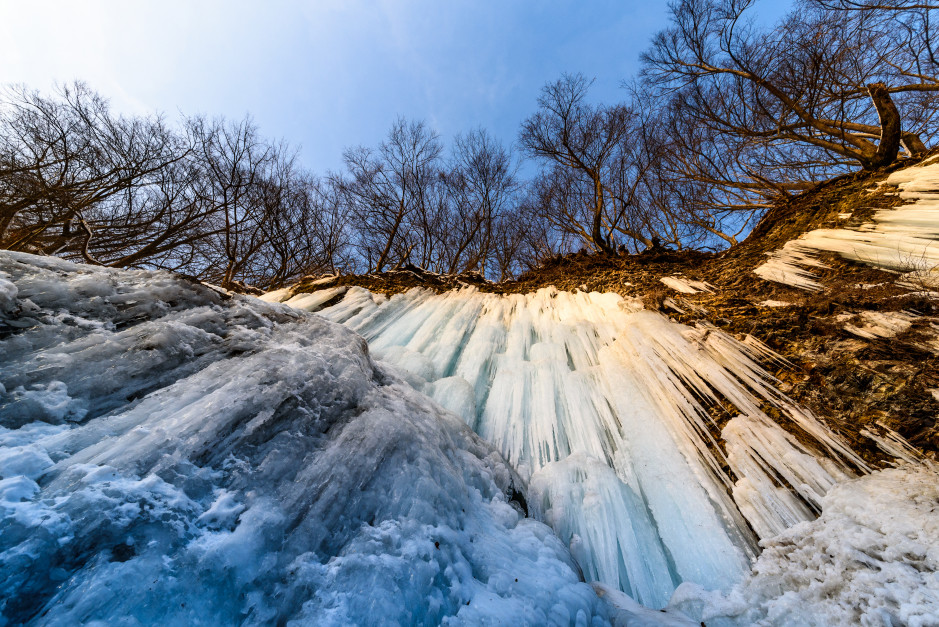 Lodospady w Rudawce Rymanowskiej / Shutterstock