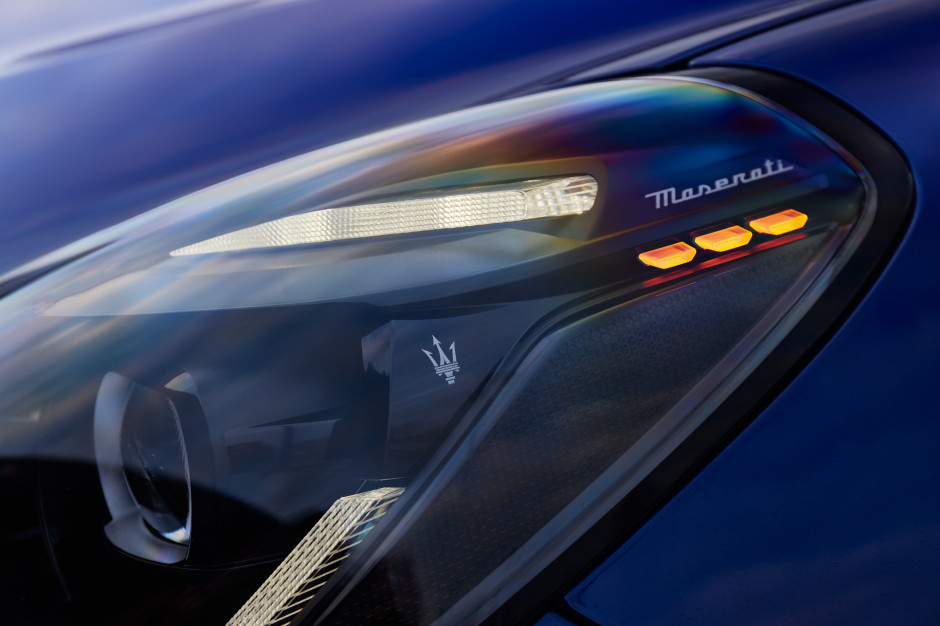 Przednie reflektory Maserati Grecale GT, fot. Artur Nyk