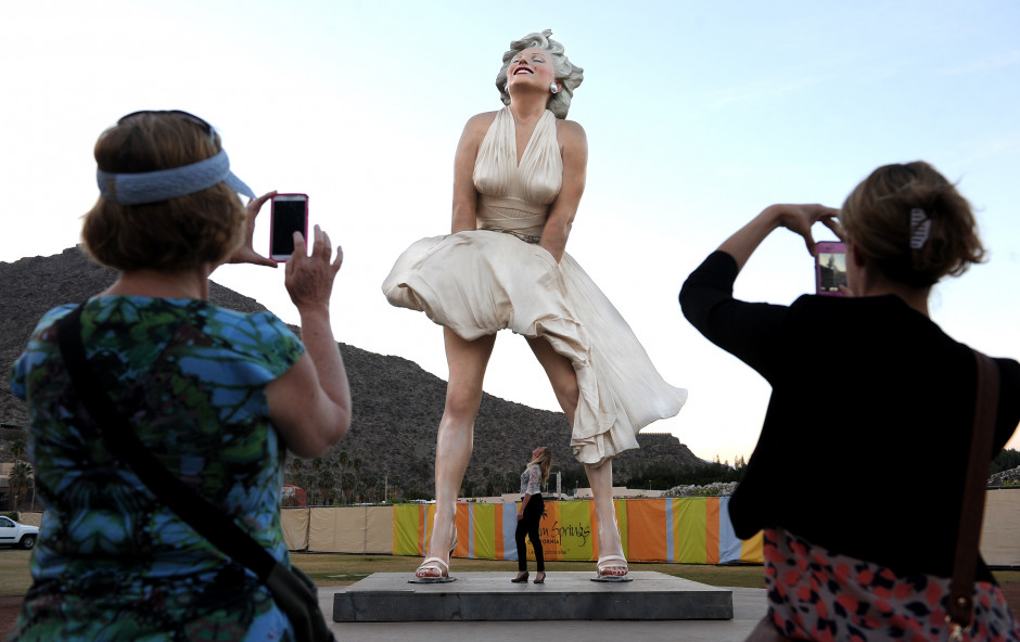 Forever Marilyn - gigantyczny pomnik w Palm Springs / Getty Images