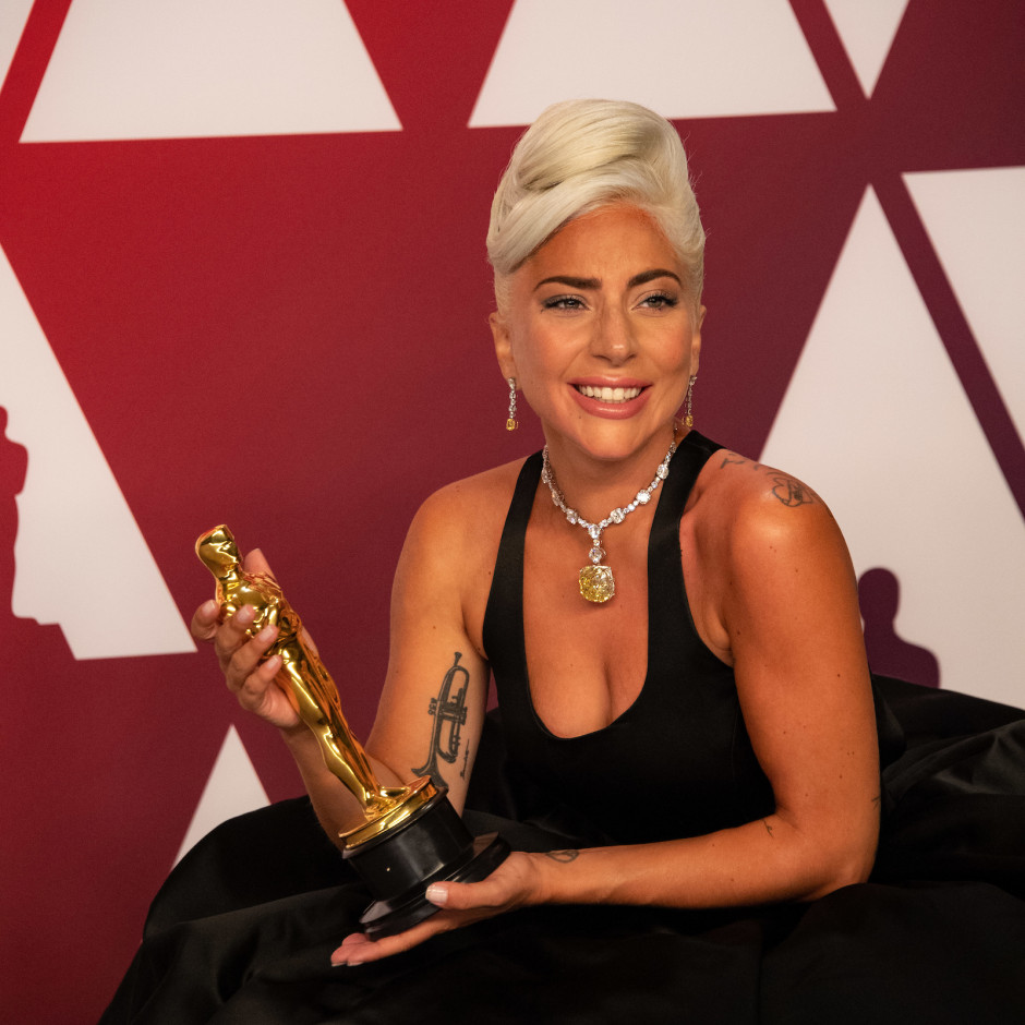 Lady Gaga na Oscarach w 2019 roku. (fot. Mike Baker / ©A.M.P.A.S.)