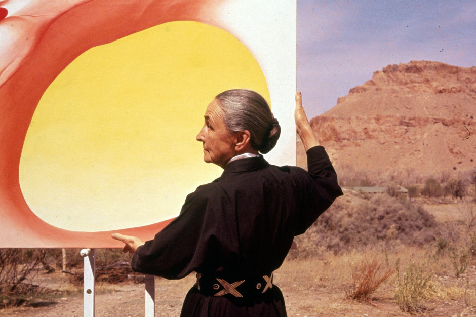 14 słynnych malarek, które zmieniły historię sztuki / Georgii O’Keeffe na pustyni (1960) Getty Images