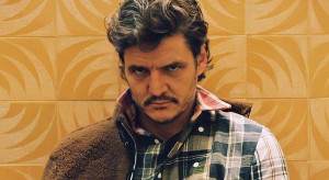 Pedro Pascal z "The Last of Us" to aktualnie najbardziej stylowy facet świata, bo przecież każdy chce mieć kurtkę, która przetrwa apokalipsę!