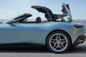 Ferrari Roma Spider - nowy kabriolet włoskiej marki / materiały prasowe Ferrari