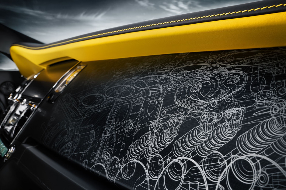 Rolls-Royce Black Badge Wraith Black Arrow, deska rozdzielcza, fot. mat. prasowe