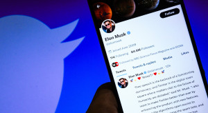 Elon Musk nie radzi sobie z botami na Twitterze? Oferuje milion dolarów za wskazanie winnych, fot. Shutterstock