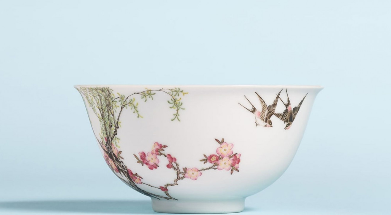 Chińska porcelanowa miseczka sprzedana na aukcji. Czy pobiła rekord z 2017 roku?