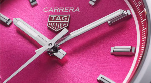 Nowe modele z kolorową tarczą TAG Heuer Carrera Date (36 mm) / materiały prasowe