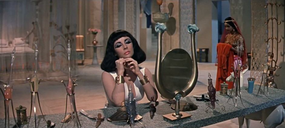  Elizabeth Taylor w roli Kleopatry w kinowym hicie 