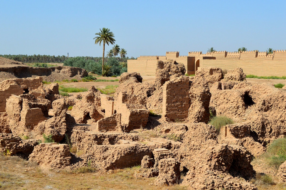 Ruiny antycznego Babilonu - Mezopotamia / Wikimedia Commons