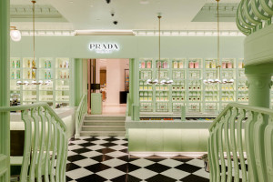 Prada Caffe - najmodniejsza kawiarnia sezonu - podbija Londyn i social media / materiały prasowe Harrods