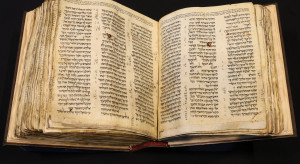 Najstarsza kompletna Biblia hebrajska trafi na aukcję / materiały prasowe Sotheby's