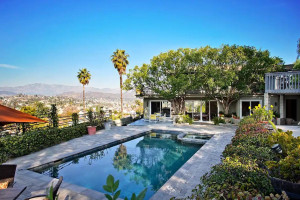 Dom z basenem z widokiem, Los Angeles, Kalifornia, USA