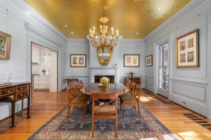 Zabytkowa willa w Georgetown, w której mieszkała Jackie Kennedy, wystawiona na sprzedaż - jadalnia / Sotheby's Realty 