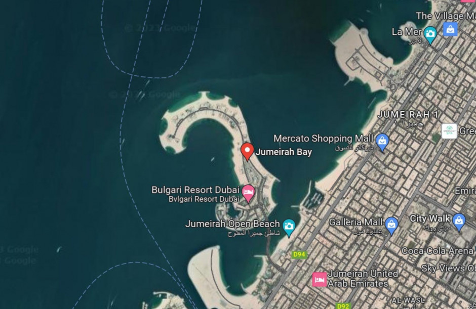Jumeirah Bay Island ma kształ konika morskiego / fot. Google Maps