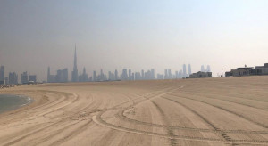 Dubaj: "Najbardziej luksusowa z luksusowych" pusta działka z piaskiem sprzedana za 34 miliony dolarów
