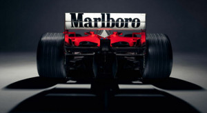 Bolid Michaela Schumachera wystawiony na sprzedaż.  Ferrari F2001b to prawdziwa moto-legenda!