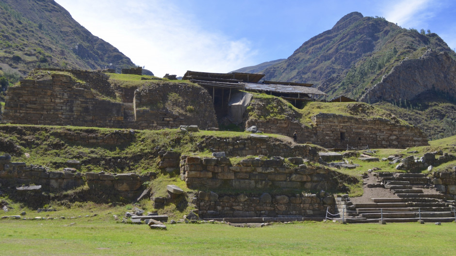 Kompleks świątynny Chavin de Huantar - Ancash, Peru / Shutterstock
