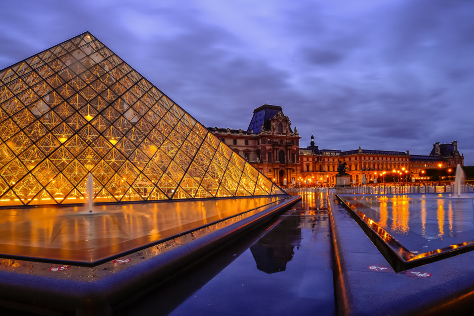 Paryski Luwr bez kolejki? / Shutterstock