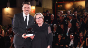 Agnieszka Holland z Nagrodą Specjalną Jury za film "Zielona Granica" na Festiwalu Filmowym w Wenecji