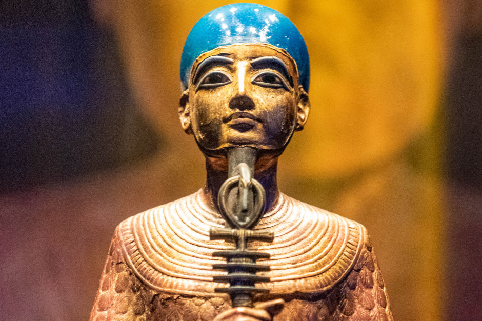 EGIPT: Naukowcy zbadali kosmiczną broń Tutanchamona. "Otwierała usta zmarłym" / Shutterstock