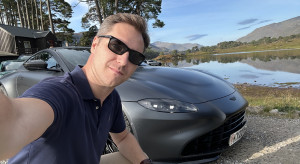 WELL TEST: Aston Martin zaprosił mnie do Szkocji. W świecie potwora z Loch Ness zrozumiałem, czym jest prawdziwy ultraluksus