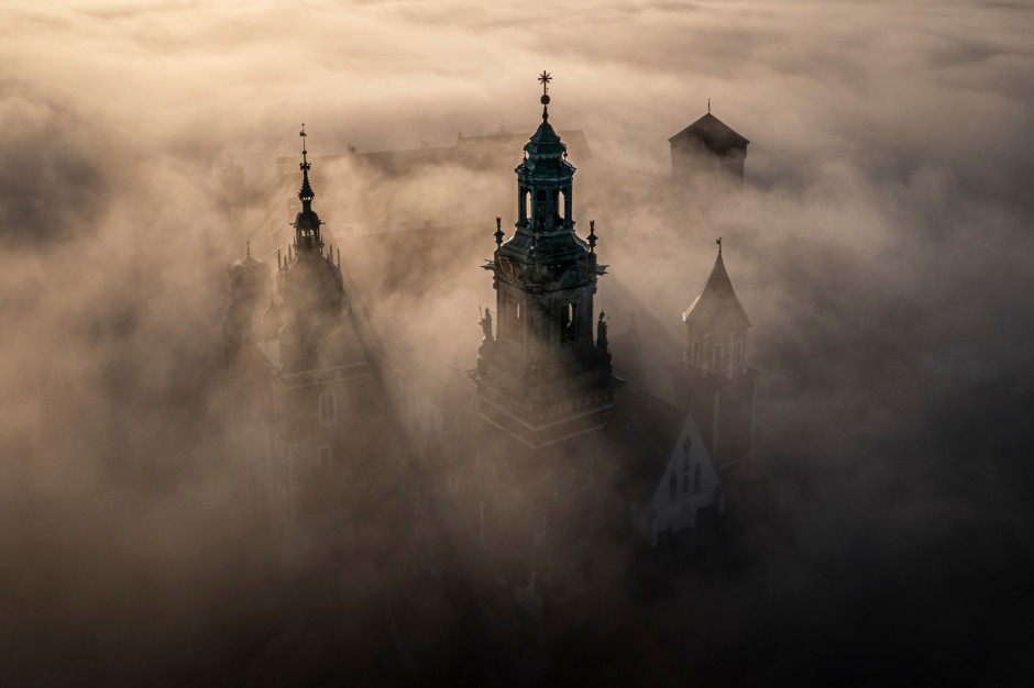 KRAKÓW: Zamek Królewski na Wawelu odnotował historyczny rekord. "Przekraczamy magiczną granicę" / Shutterstock