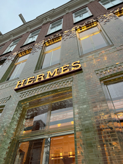 Hermès odnotował dwucyfrowy wzrost sprzedaży na światowych / Rynkacholena Kamenetska, Unsplash