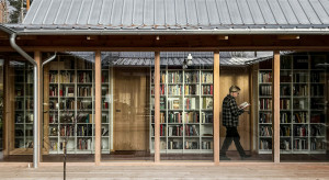 WNĘTRZE TYGODNIA: Dom pełen książek i mebli z Ikei - tak się mieszka w Szwecji
