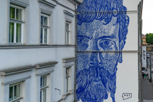 Mural Wyspiańskiego na ścianach Akademii Sztuk Teatralnych / AST w Krakowie , fot. Anna Kaczmarz