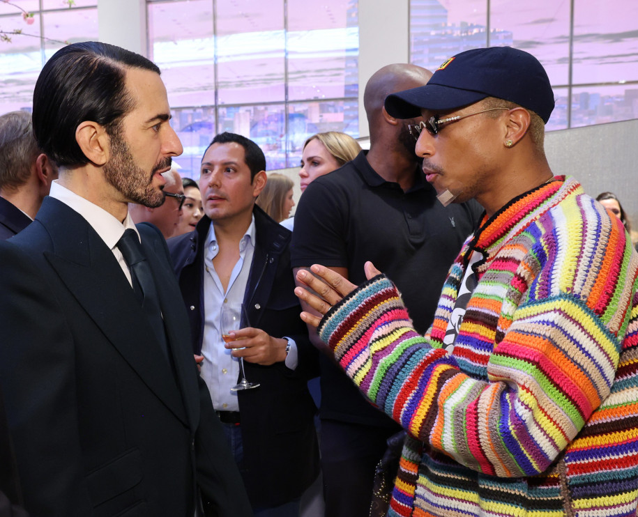 Marc Jacobs i Pharrell Williams - 2023 / Getty Images