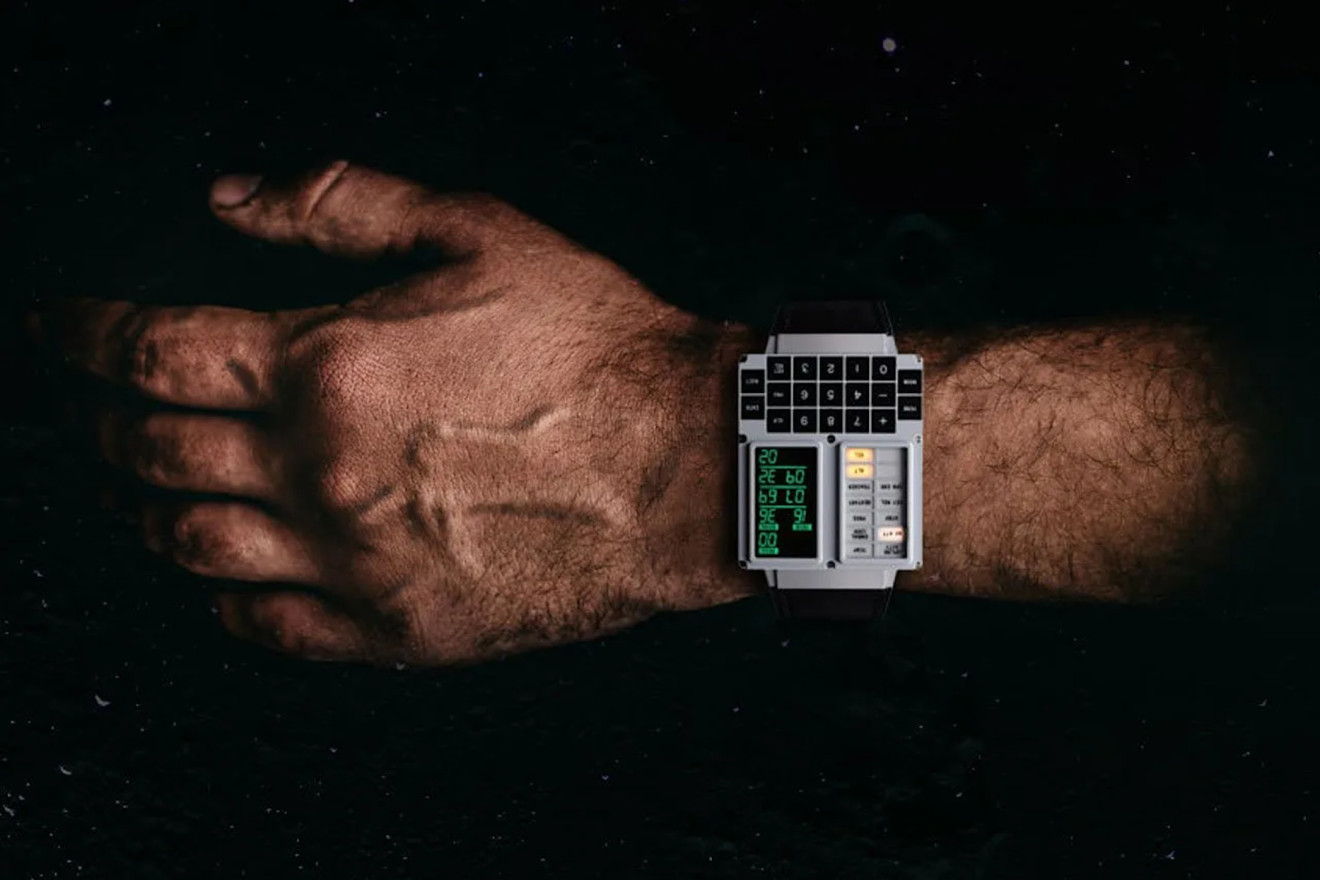 Apalla Instruments Ten unikatowy zegarek inspirowany jest misją Apollo. Neil Armstrong nosiłby