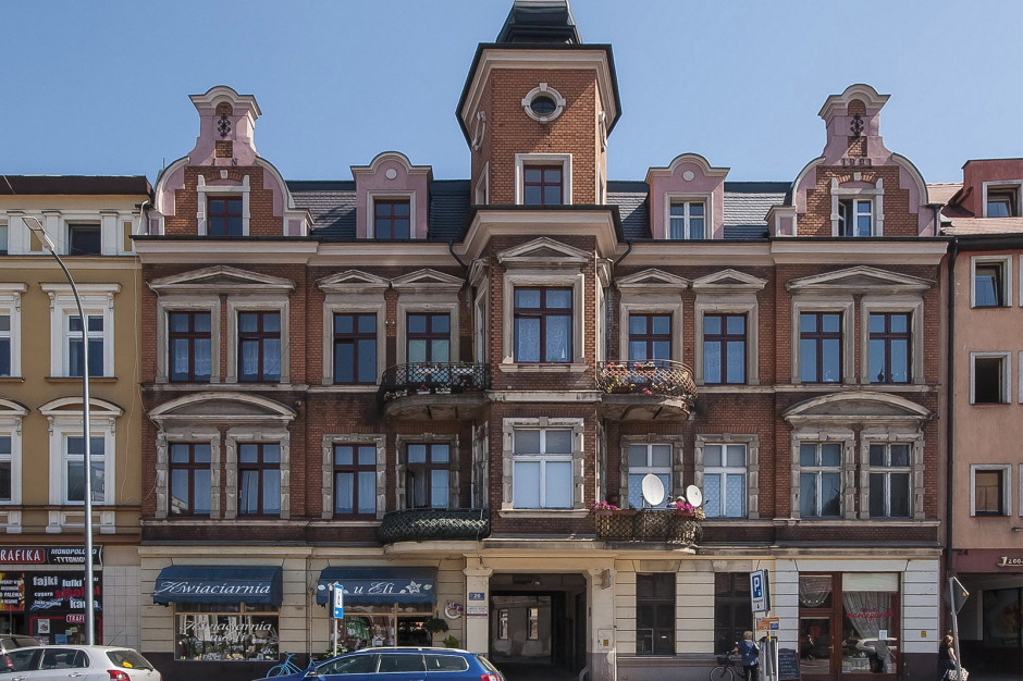 Zabytkowa cukiernia w sercu Ostrowa Wielkopolskiego zachwyca detalami. Słodka podróż w czasie