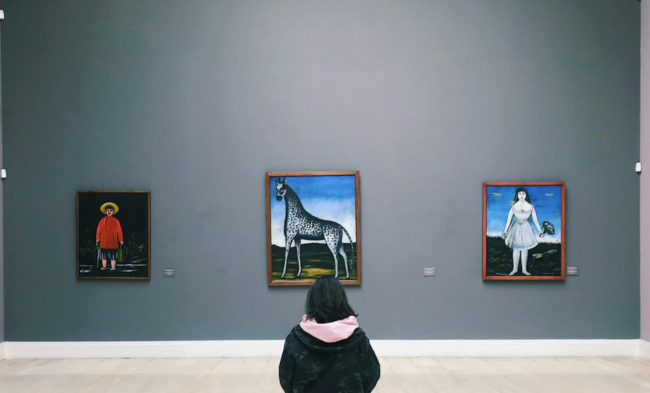 Galería Nacional en Tbilisi / Unsplash, Marishka Tsiklauri, foto de muestra