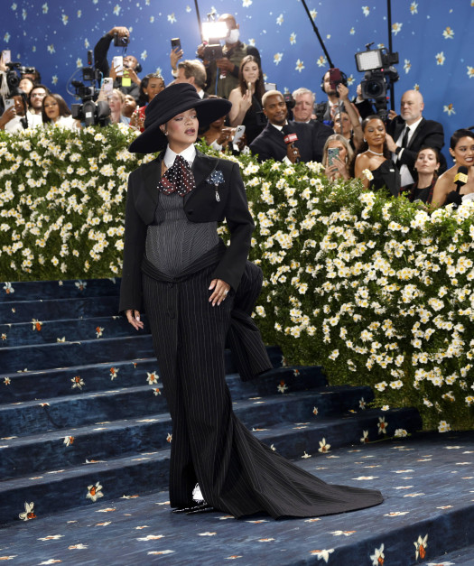 Rihanna ha asistido a la Gala MET / PAP