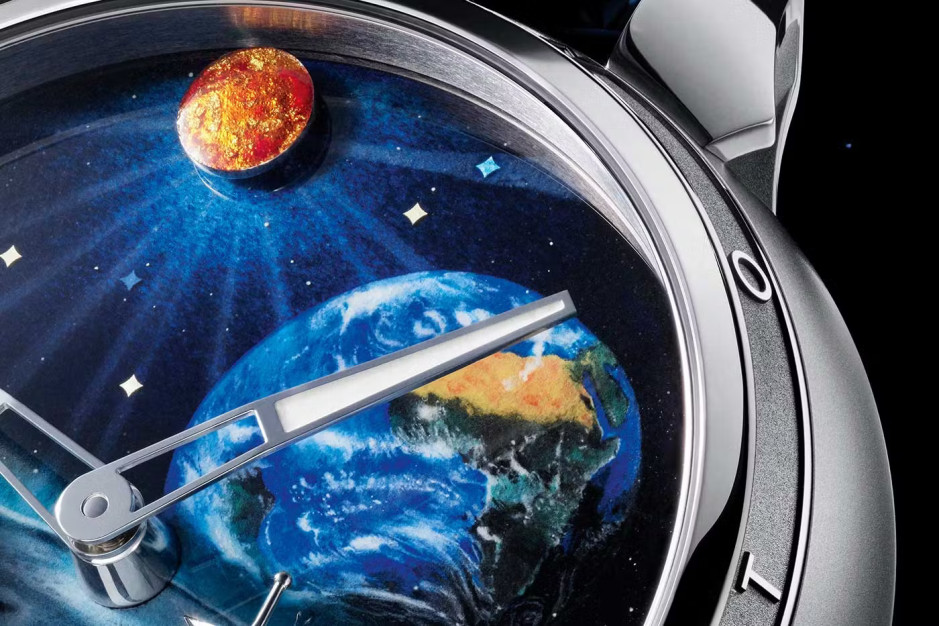 Louis Vuitton Tambour Taiko Galactique / photo: Louis Vuitton