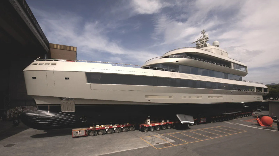 Megayacht di 72 metri progettato da Giorgio Armani/Giuliano-Sargentini, The Italian Sea Group