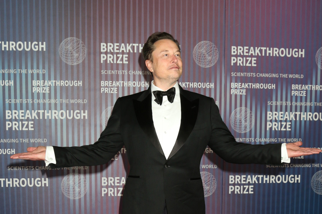 Elon Musk/photo, Shutterstock