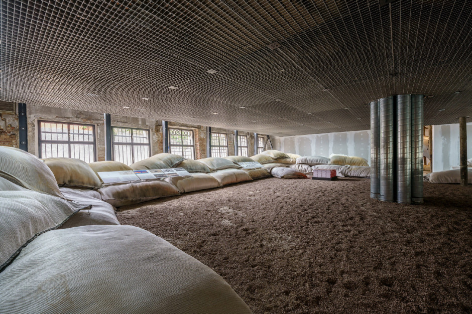 Heatwave, Kingdom of Bahrain - the winning project at the 2025 Venice Architecture Biennale / photo: Andrea Avezzù, La Biennale di Venezia