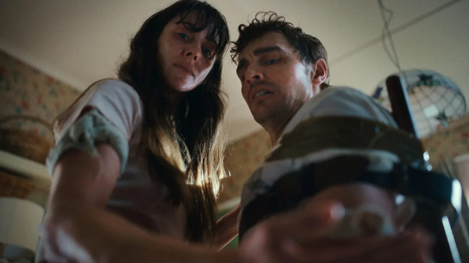 Still uit de film Together / promotiemateriaal